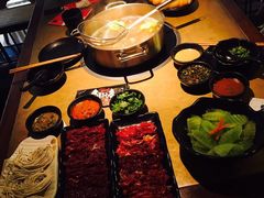 -左庭右院鲜牛肉火锅(南通CBD大有境店)