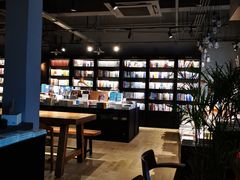 -阅西安新华书店(翠华南路店)