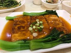鲍汁煎酿山水豆腐-德烨酒家