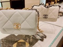 -Chanel(德基广场店)
