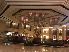 -东西风牛排馆周末烧烤自助(首都机场希尔顿店)