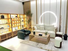 -新浪高尔夫新天地室内高尔夫练习场(国贸·中海广场店)