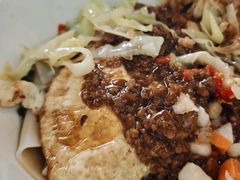 -裕新楼粉面馆·石磨手工粉(四方坪店)