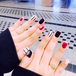 -Pink You美甲美睫纹绣定制中心