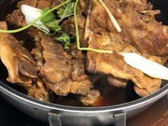 -运气牛自助酱大骨火锅(南京东路店)