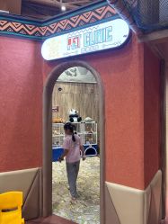 -卡通尼·Safari非洲探索乐园·生日会(金桥国际商业广场店)