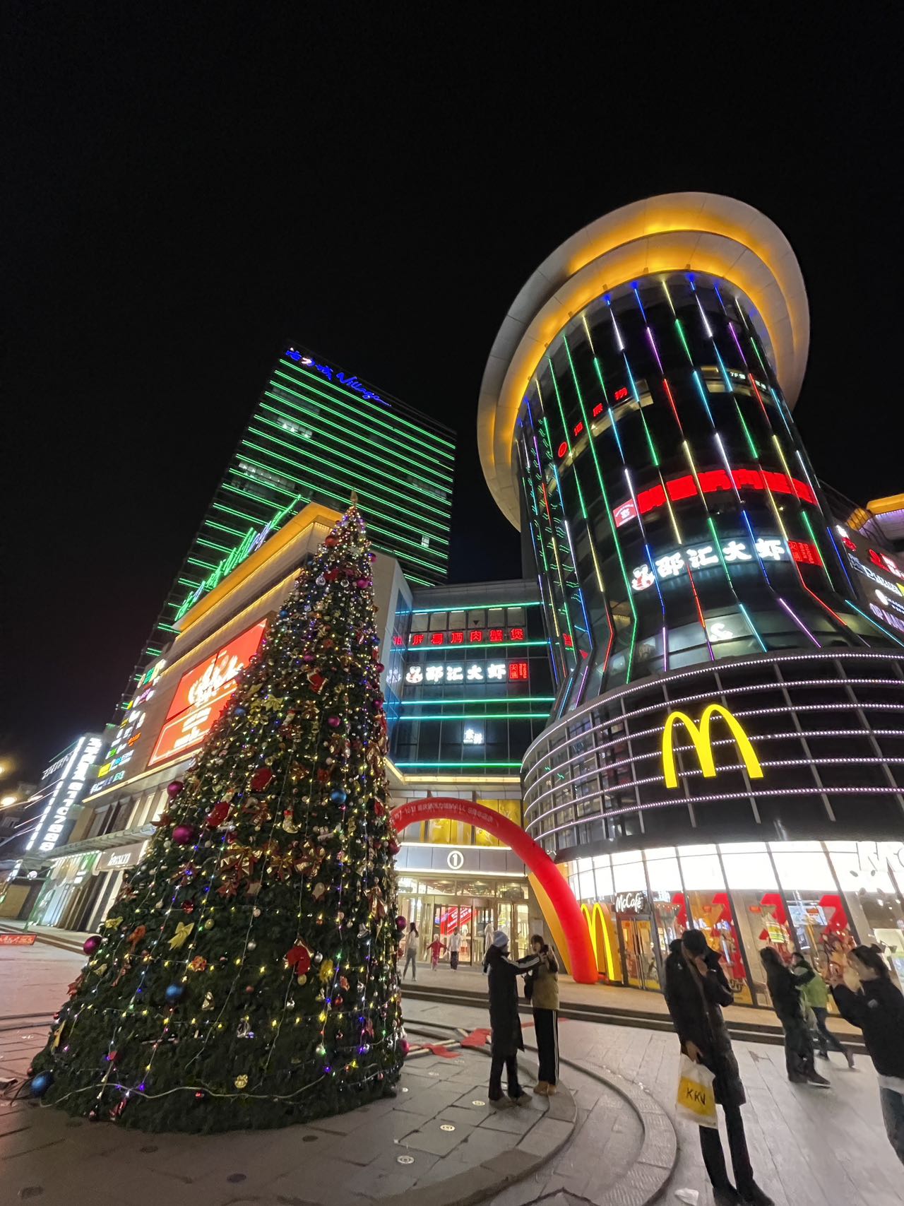 长春重庆路夜景图片