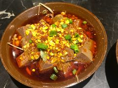 -巴四老城区炭火蛙锅(张江店)