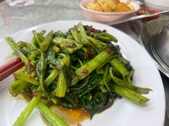 马来风光-新峰肉骨茶(总店)
