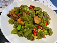 莴笋炒腊肉-渔芙南(三里屯店)