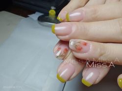 -Miss·A日式美甲美睫