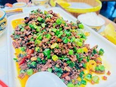 青椒剁炒毛驴肉-家宴滇食记·云南家常菜