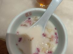 烤奶炖梨-小吊梨汤·北京菜·烤鸭(双井乐成中心店)