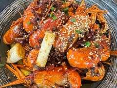 -肥肥虾庄·金牌油焖大虾(汉街SKP店)