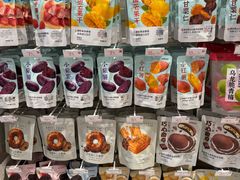 -名创优品(海珠乐峰广场店)