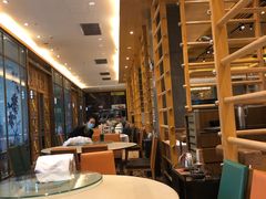 大堂-稻香酒家·34年老字号·港式粤菜(汉街店)
