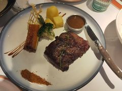 -阿妮叶李(光谷世界城店)