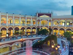 -佛罗伦萨小镇广佛名品奥特莱斯(疏港路店)