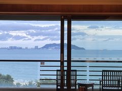 -三亚湾海居铂尔曼度假酒店