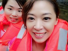 -安吉龙王山峡谷漂流