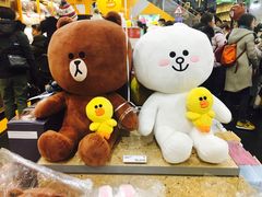 -LINE FRIENDS Garosu-gil Flagship Store