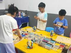 -童程童美·信息学竞赛·乐高机器人编程(萝岗校区)
