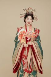 -挪娅婚纱摄影皇家会所