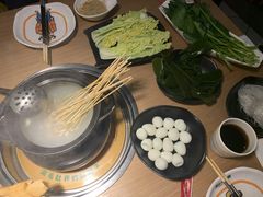 尚品毛肚锅-尚品小土屋涮毛肚(李沧万达店)