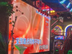 -路边边地标烧烤·川菜·小龙虾·音乐酒馆(良乡长虹店)