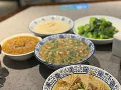 -荣家小吃(紫阳街店)