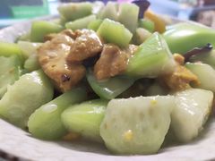 -天天向上素食餐厅(五台山店)