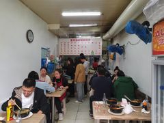 -曹宝林砂锅麻辣烫(星光路店)