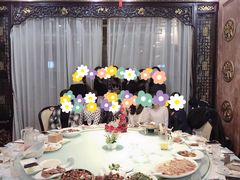 包厢-鹊华居·地道鲁菜·海鲜·融合味(大明湖店)