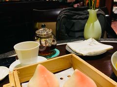 寿桃奶黄包-杭州西子湖四季酒店·金沙厅