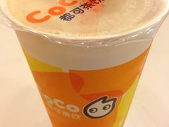 布丁奶茶（半糖）-CoCo都可(湖滨银泰店B区店)