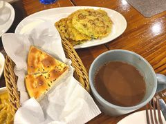 西葫芦饼配酸奶-TUK土耳其餐厅·下午茶(卢湾店)