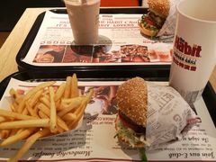 -The Habit Burger Grill 哈比特汉堡(复兴soho店)