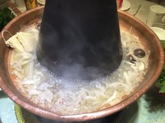 火锅-羊家胡同·龙虾烧烤火锅(龙汇路店)