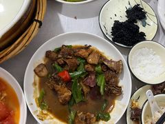 -天乐农家鱼头王(天目湖店)