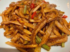 酸萝卜牛肚丝-老街鱼嘴巴(步步高新天地店)