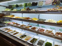 -哈尔滨小酒馆·鲜肉现穿自助烧烤(康新花园店)