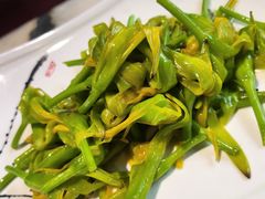 -蔼若春.传承三十年云南菜(金碧公园店)