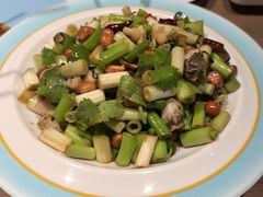 -街角等你.大连海鲜烧烤(西安路店)