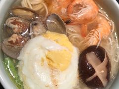 -桂满陇·蟹黄小笼汤包(中山公园店)