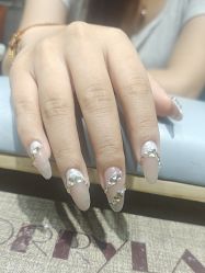 -艾珂·美甲美睫