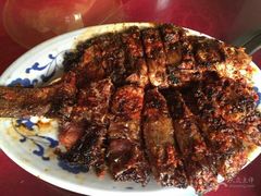 侗家酸肉酸鱼-阿华羊憋牛憋店