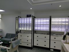 -造寸眼镜·蔡司官方授权店(东门店)