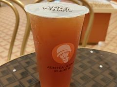 红茶柠檬冰茶-沪上阿姨·臻选茶饮(上海环球港店)