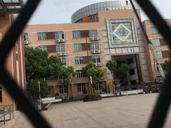 -七宝中学游泳馆