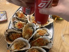 -蚝哥花姐湛江烤生蚝(美丽湾市场店)